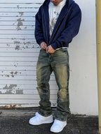 Distressed Jeans 𒌐 Straight